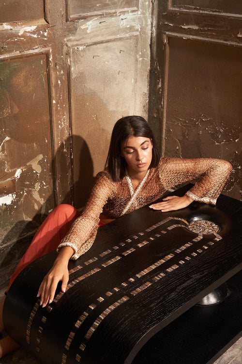 Black hole coffee table